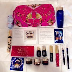 Estée Lauder Makeup Kit & Bag NWT